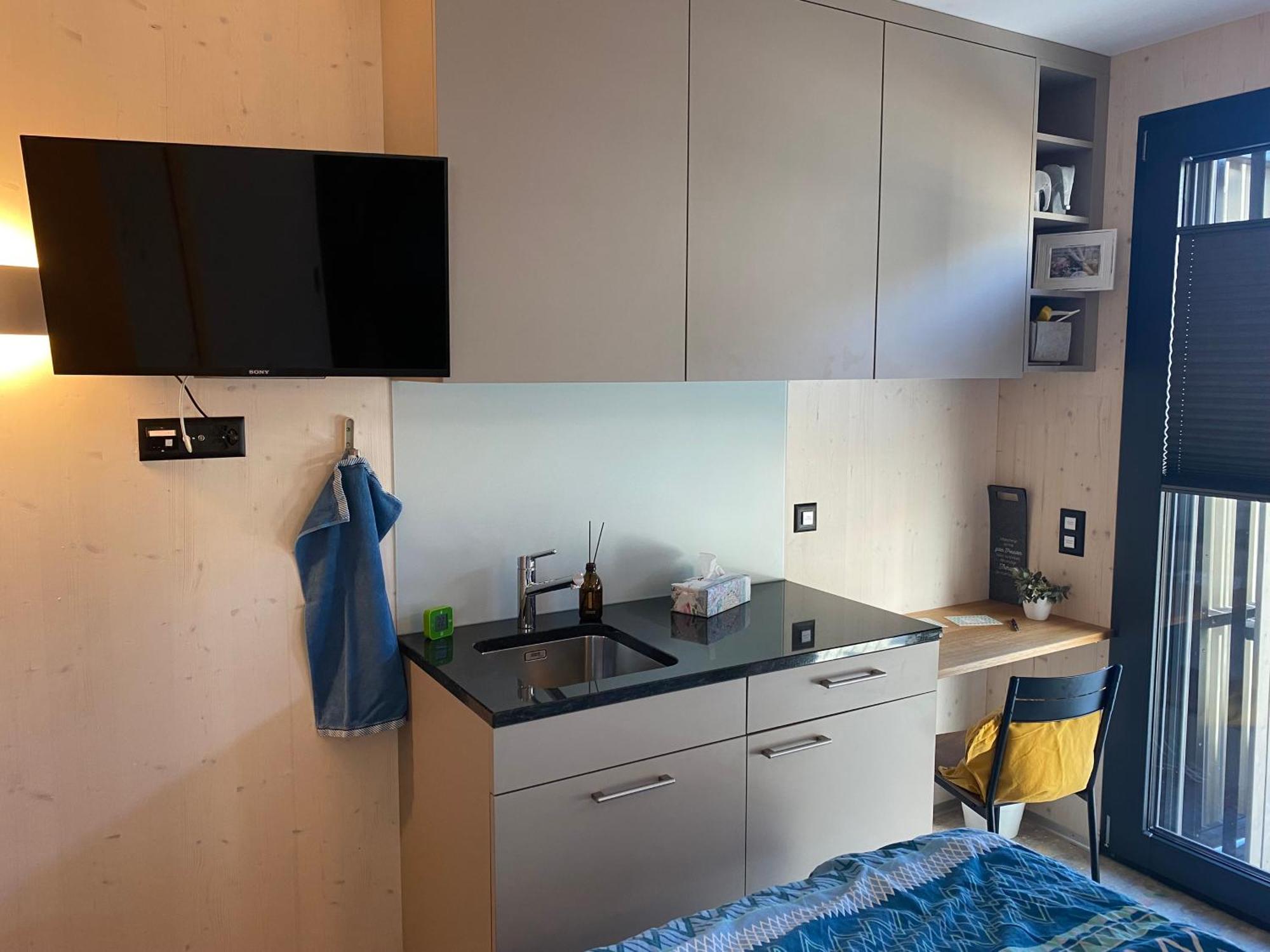 Auf Wolke 7 - Gaeste-Studio Im Mini House In Ch-4556 Aeschi So Kültér fotó
